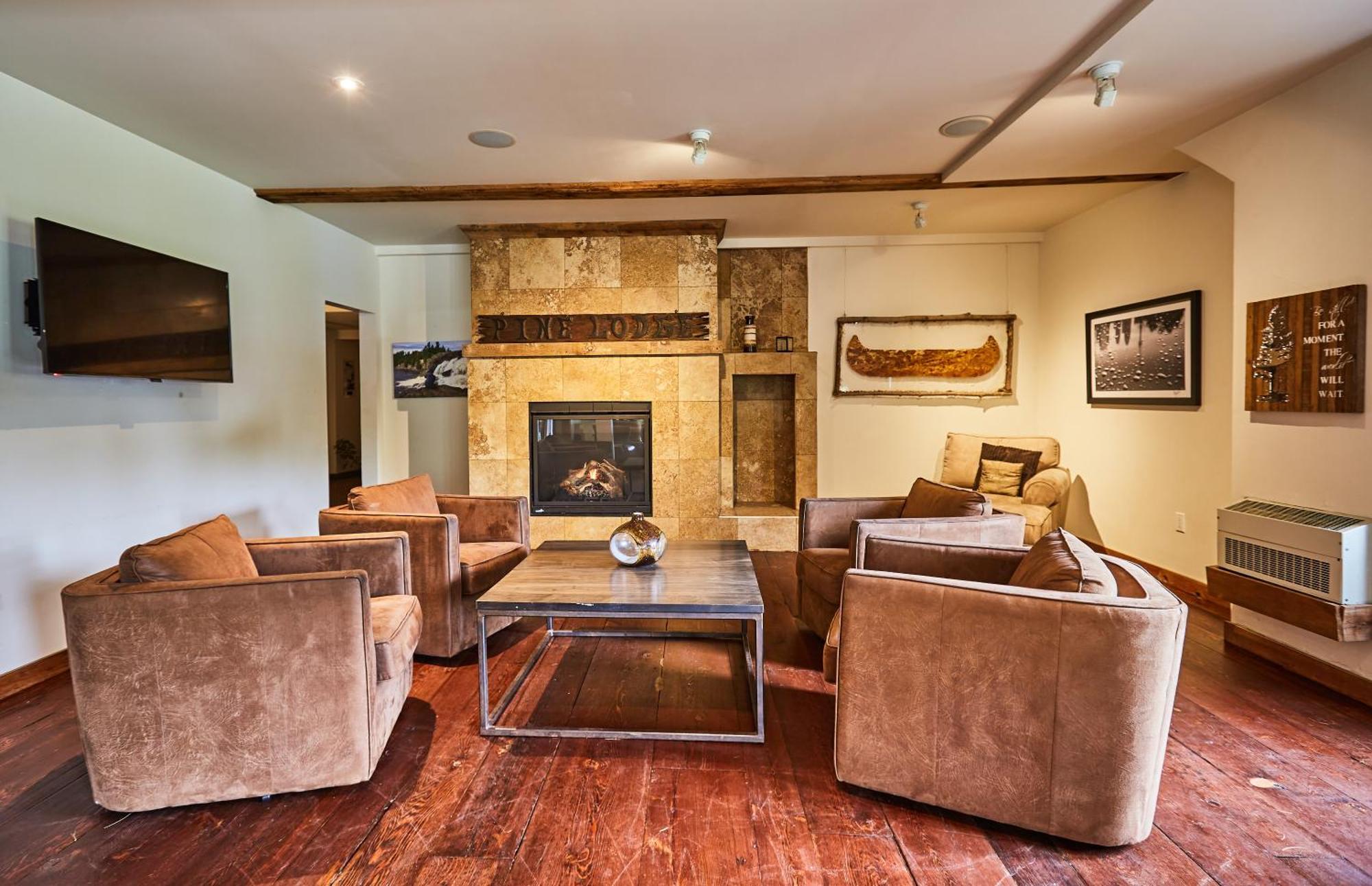3 Pines Lodge Muskoka Huntsville Luaran gambar
